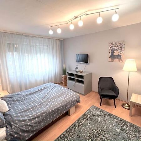 Pille Apartman Сегед Екстериор снимка